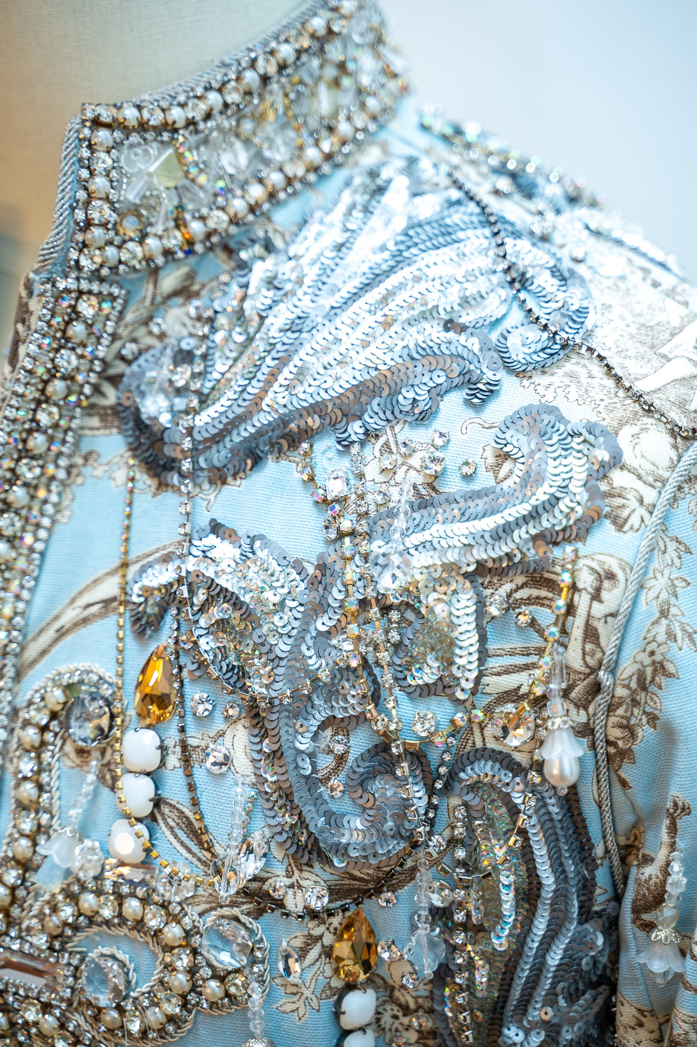 Mantô Veneza Lumière