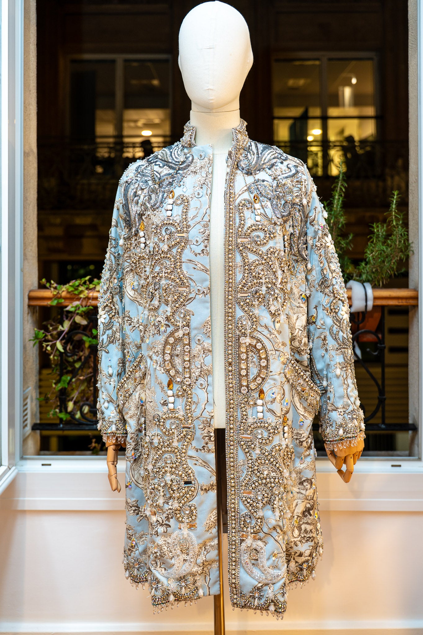 Mantô Veneza Lumière